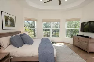 4586 Del Sol Blvd S, Sarasota, FL 34243 - Photo 4