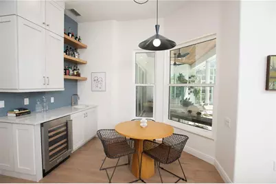 4586 Del Sol Boulevard S, Sarasota, FL 34243 - Photo 10