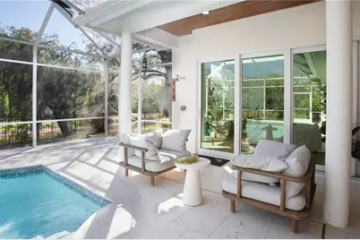 4586 Del Sol Boulevard S, Sarasota, FL 34243 - Photo 16