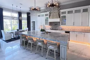 608 Bittner Blvd, Nokomis, FL 34275 - Photo 6