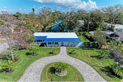 6931 Magellan Way, Sarasota, FL 34243 - Photo 2