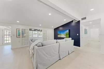 6931 Magellan Way, Sarasota, FL 34243 - Photo 8