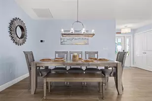 607 North Point Dr, Holmes Beach, FL 34217 - Photo 16