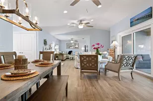 607 North Point Dr, Holmes Beach, FL 34217 - Photo 18