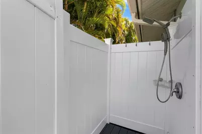 607 North Point Drive, Holmes Beach, FL 34217 - Photo 56