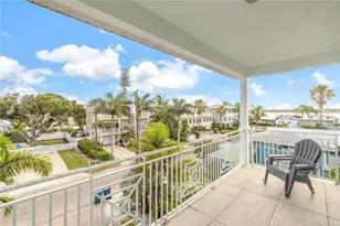 105 4th St S, Bradenton Beach, FL 34217 - Photo 28