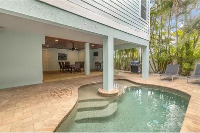 105 4th Street S, Bradenton Beach, FL 34217 - Photo 46