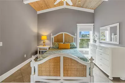 105 4th Street S, Bradenton Beach, FL 34217 - Photo 22