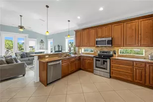 105 4th St S, Bradenton Beach, FL 34217 - Photo 24