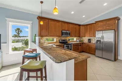 105 4th Street S, Bradenton Beach, FL 34217 - Photo 26