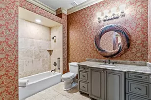 4070 Founders Club Dr, Sarasota, FL 34240 - Photo 18