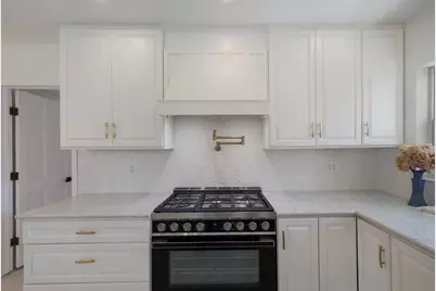 4715 7th Avenue W, Bradenton, FL 34209 - Photo 10