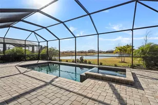 15351 Serene Shores Loop, Lakewood Ranch, FL 34211 - Photo 4