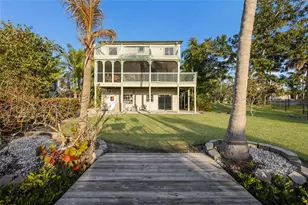 115 Burns Rd, Terra Ceia, FL 34250 - Photo 36