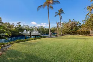 115 Burns Rd, Terra Ceia, FL 34250 - Photo 38