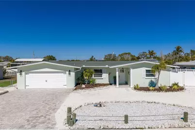 10316 Kingfisher Road W, Bradenton, FL 34209 - Photo 1