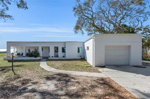 820 Indian Beach Dr, Sarasota, FL 34234 - Photo 10