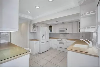 6140 Midnight Pass Road #904, Sarasota, FL 34242 - Photo 38