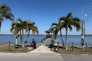 9 Ponce De Leon St, Bradenton, FL 34208 - Photo 8