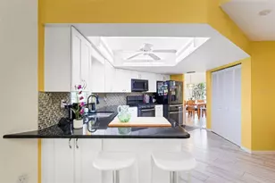 5836 Helen Way, Sarasota, FL 34243 - Photo 12