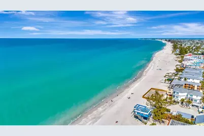 2409 Avenue B, Bradenton Beach, FL 34217 - Photo 10