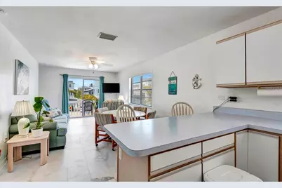 2409 Avenue B, Bradenton Beach, FL 34217 - Photo 16