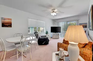 2409 Avenue B, Bradenton Beach, FL 34217 - Photo 34