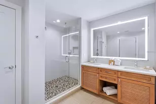 5325 Marina Dr, Bradenton Beach, FL 34217 - Photo 12