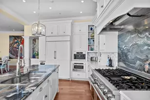 3740 Bayou Louise Ln, Sarasota, FL 34242 - Photo 16