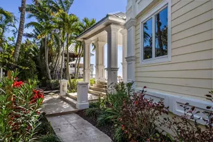 3740 Bayou Louise Ln, Sarasota, FL 34242 - Photo 8