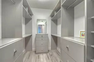 1800 Benjamin Franklin Dr, Sarasota, FL 34236 - Photo 24