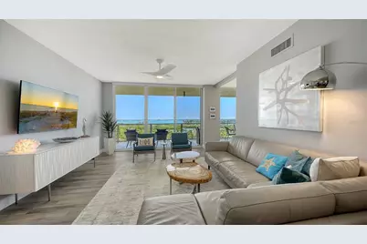 1800 Benjamin Franklin Drive #B708, Sarasota, FL 34236 - Photo 4