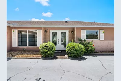 1260 Lakeside Drive, Venice, FL 34293 - Photo 4