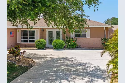 1260 Lakeside Drive, Venice, FL 34293 - Photo 6