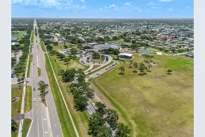 1260 Lakeside Drive, Venice, FL 34293 - Photo 52