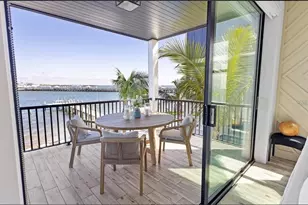 203 Bay Dr N, Bradenton Beach, FL 34217 - Photo 18