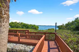 1632 Stickney Point Rd, Sarasota, FL 34231 - Photo 28