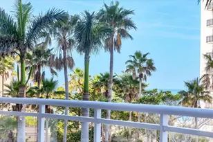 1300 Benjamin Franklin Dr, Sarasota, FL 34236 - Photo 54