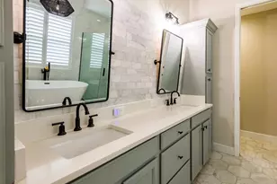 15623 Leven Links Pl, Lakewood Ranch, FL 34202 - Photo 8