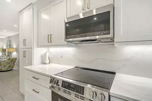 100 Bayshore Rd, Nokomis, FL 34275 - Photo 12