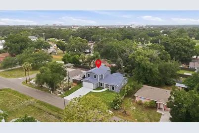 1615 31st Avenue E, Bradenton, FL 34208 - Photo 4