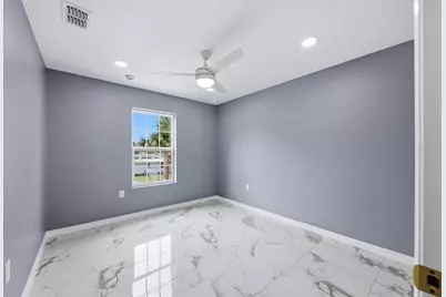1615 31st Avenue E, Bradenton, FL 34208 - Photo 30