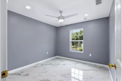 1615 31st Avenue E, Bradenton, FL 34208 - Photo 30