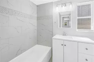 2112 Hopkins Dr W, Bradenton, FL 34207 - Photo 18