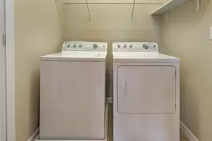 3129 Oriole Dr, Sarasota, FL 34243 - Photo 30