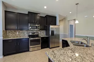 3129 Oriole Dr, Sarasota, FL 34243 - Photo 10