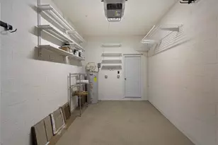 3129 Oriole Dr, Sarasota, FL 34243 - Photo 32