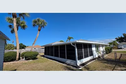 2260 Sandlewood Drive, Venice, FL 34293 - Photo 8