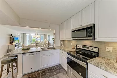 4480 Fairways Boulevard #109, Bradenton, FL 34209 - Photo 16