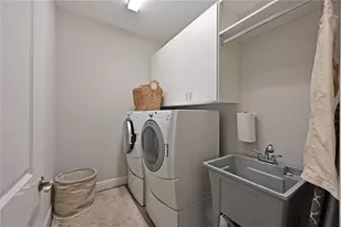 978 Crosswind Ave, Sarasota, FL 34240 - Photo 24